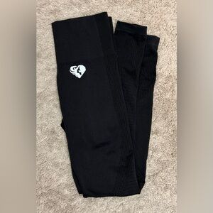 Women’s Best Black Compression Leggings – Size Small, Full-Length